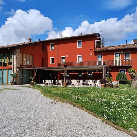 Le Badie Albergo Ristorante Rosazzo Exterior foto